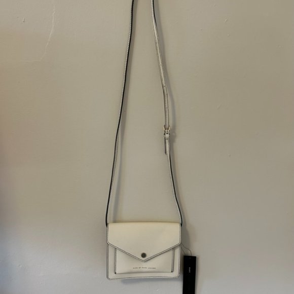 Marc by Marc Jacobs - Picture 1 of 6